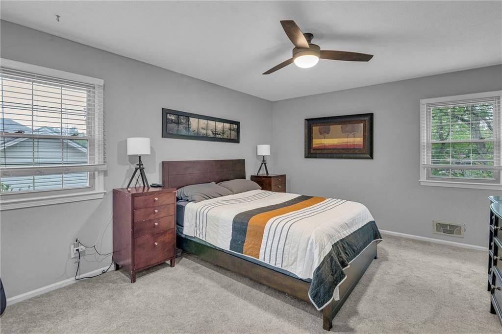 10216 Nall Avenue — photo 13