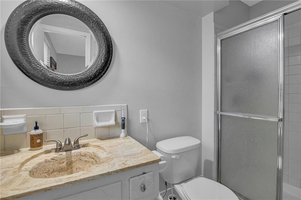 10216 Nall Avenue — photo 17