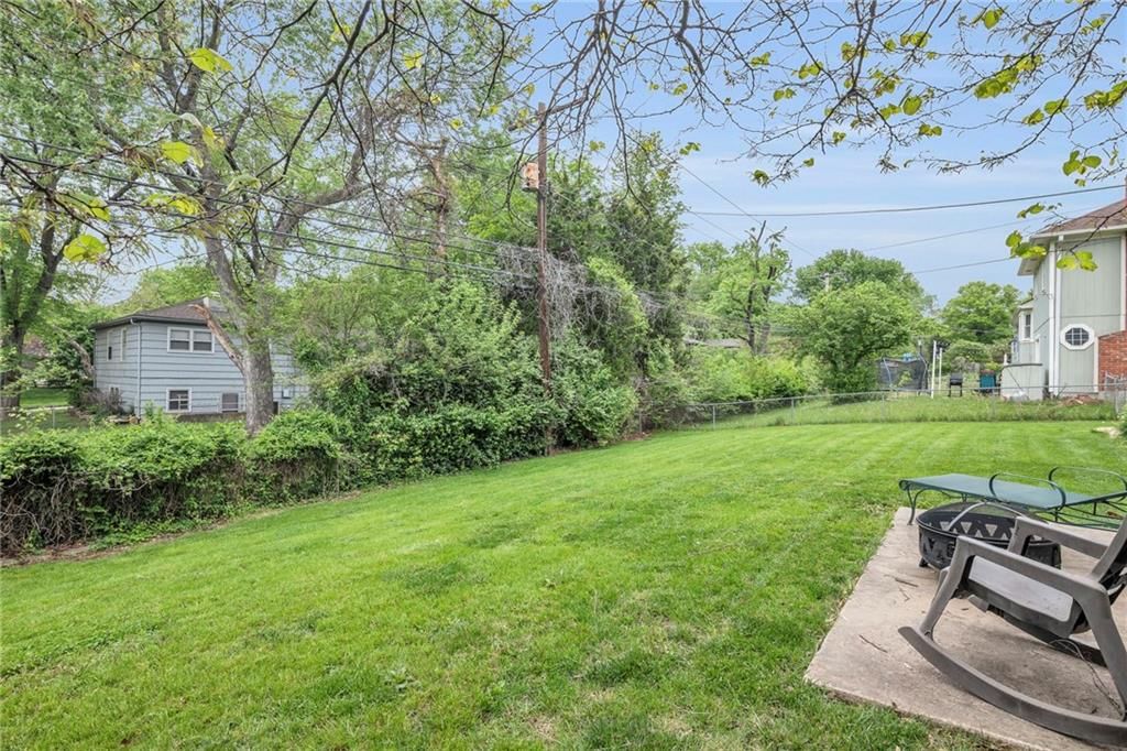 10216 Nall Avenue — photo 37