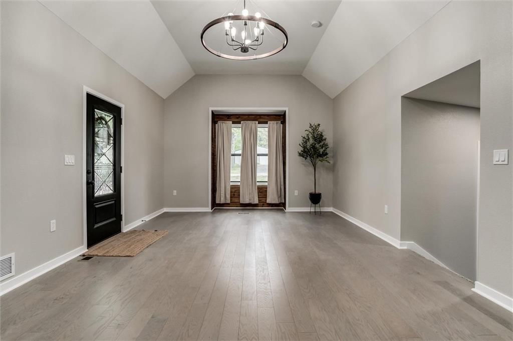 1025 Chestnut Avenue — photo 5