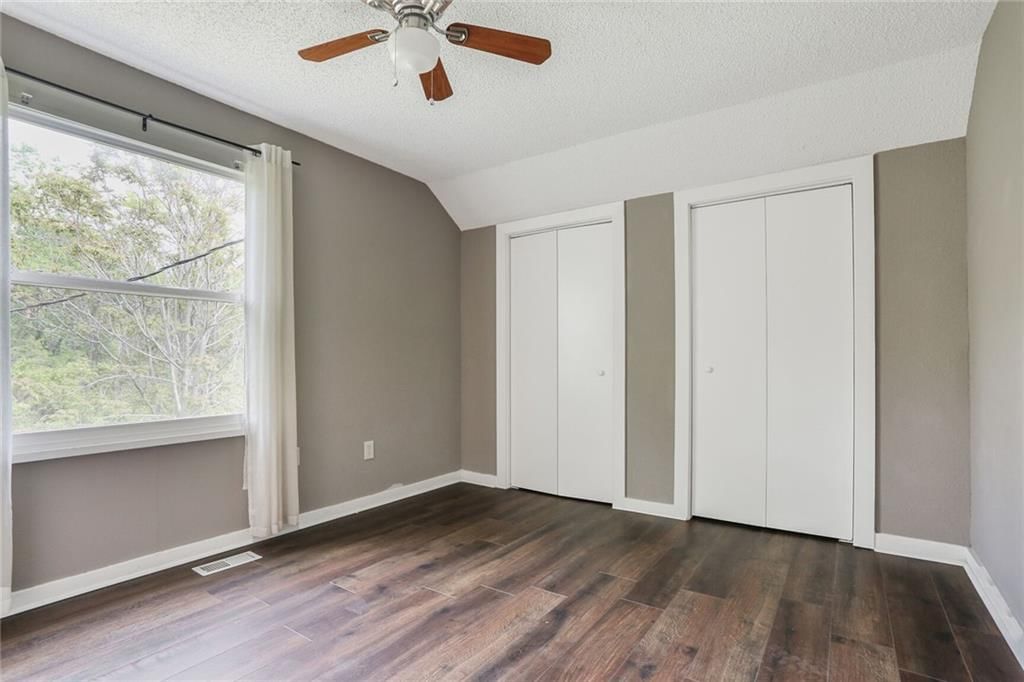Photo 16 of 21 - 7224 E 84th Street