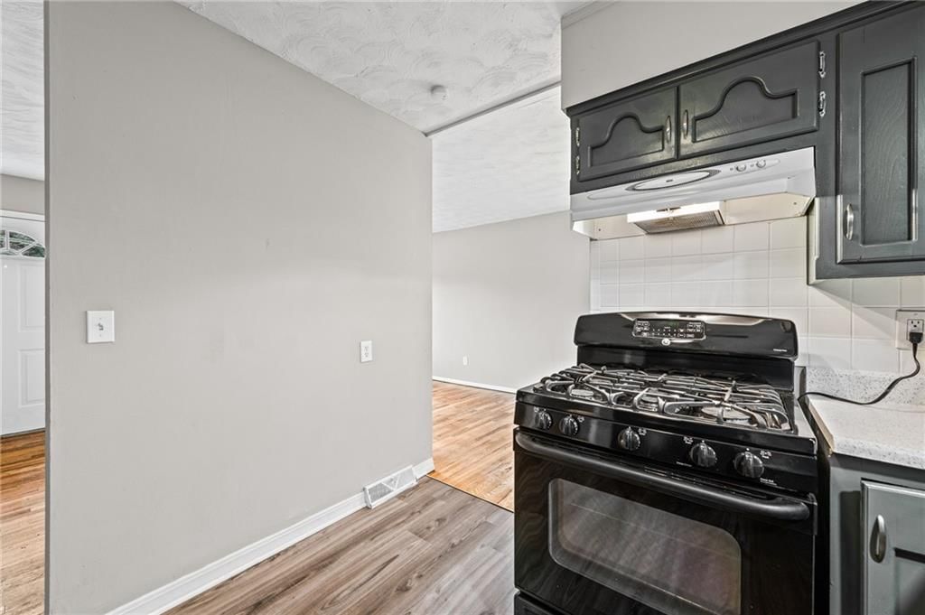 8212 NE 51st Street — photo 11
