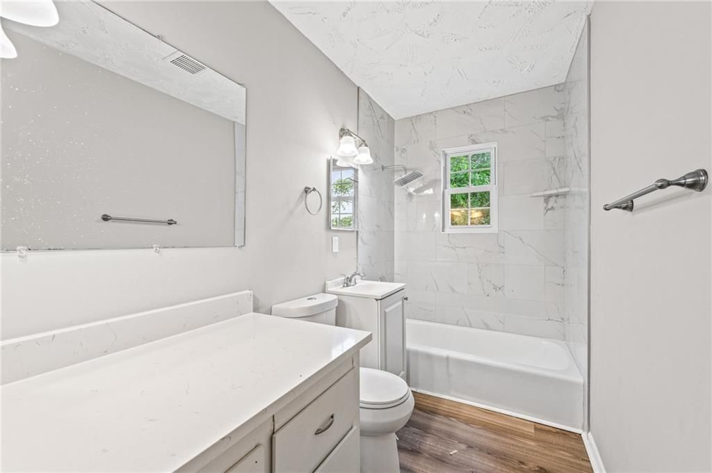 8212 NE 51st Street — photo 12