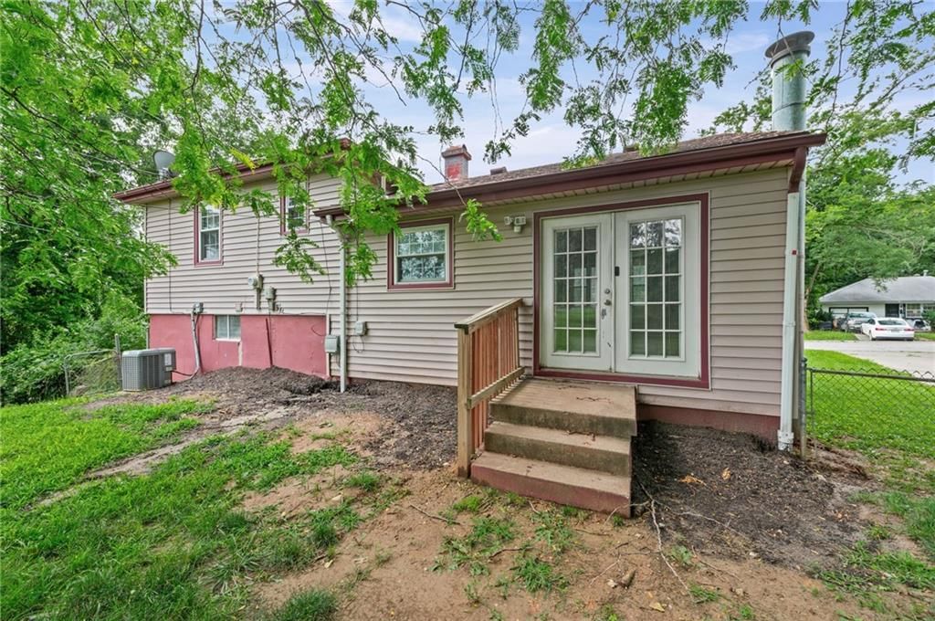 8212 NE 51st Street — photo 27