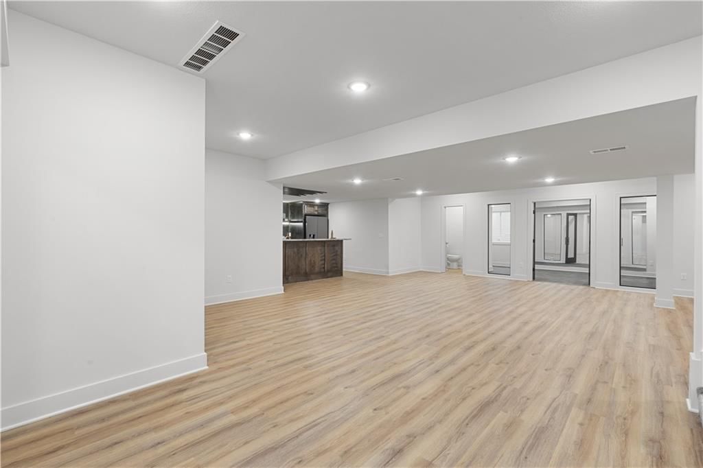 9410 Deer Run Street — photo 26