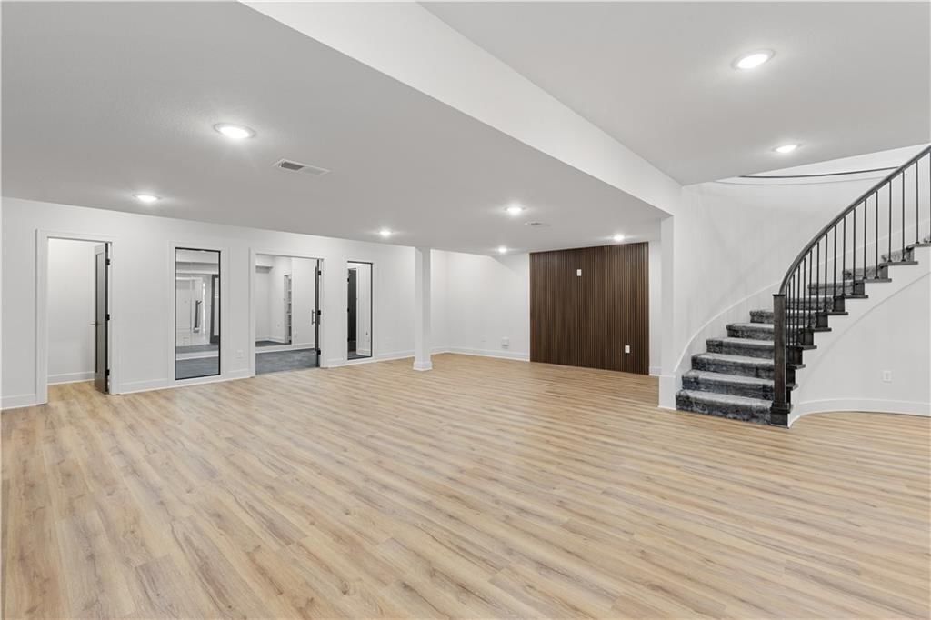 9410 Deer Run Street — photo 28
