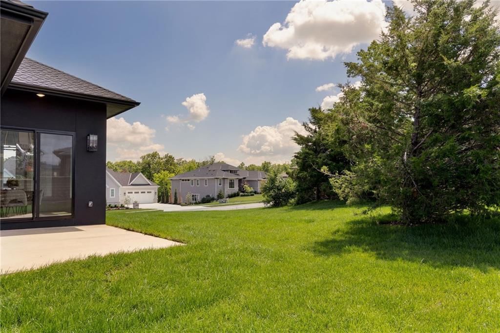 9410 Deer Run Street — photo 47