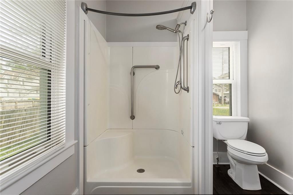406 E Shawnee Street — photo 23
