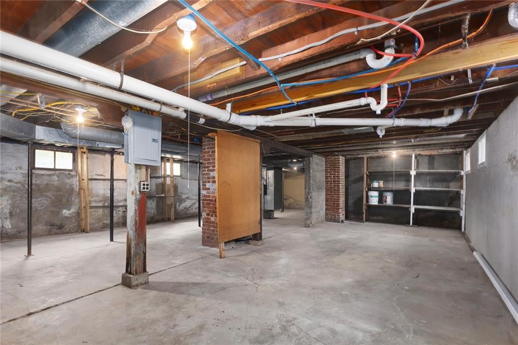 406 E Shawnee Street — photo 30