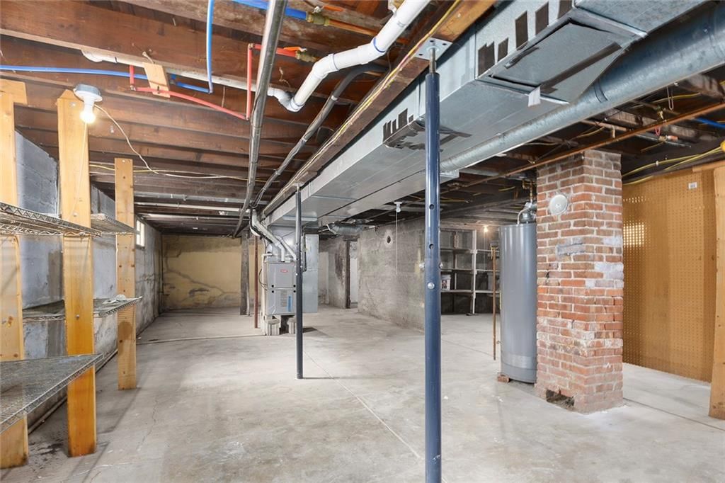 406 E Shawnee Street — photo 31