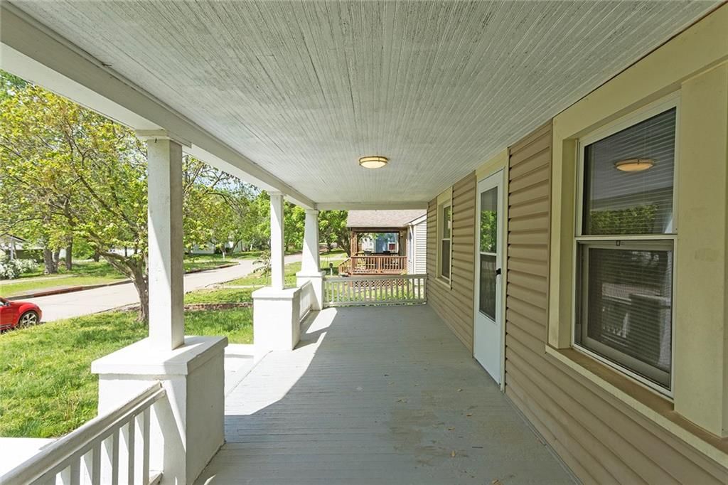 406 E Shawnee Street — photo 34