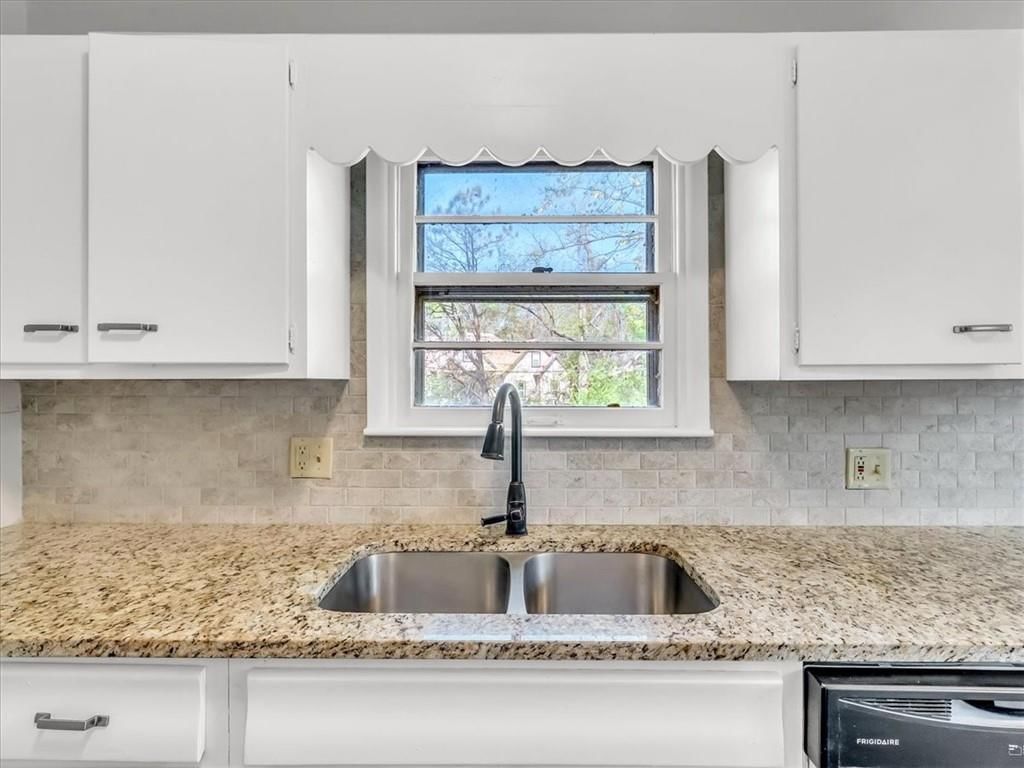 602 SW Lea Drive — photo 18