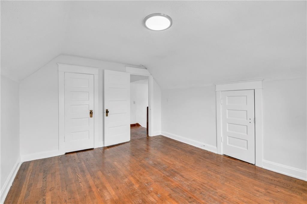 108 N Lawn Avenue — photo 16