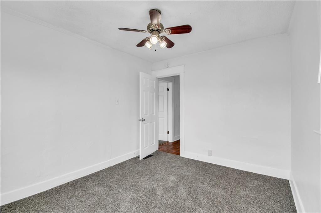 108 N Lawn Avenue — photo 20