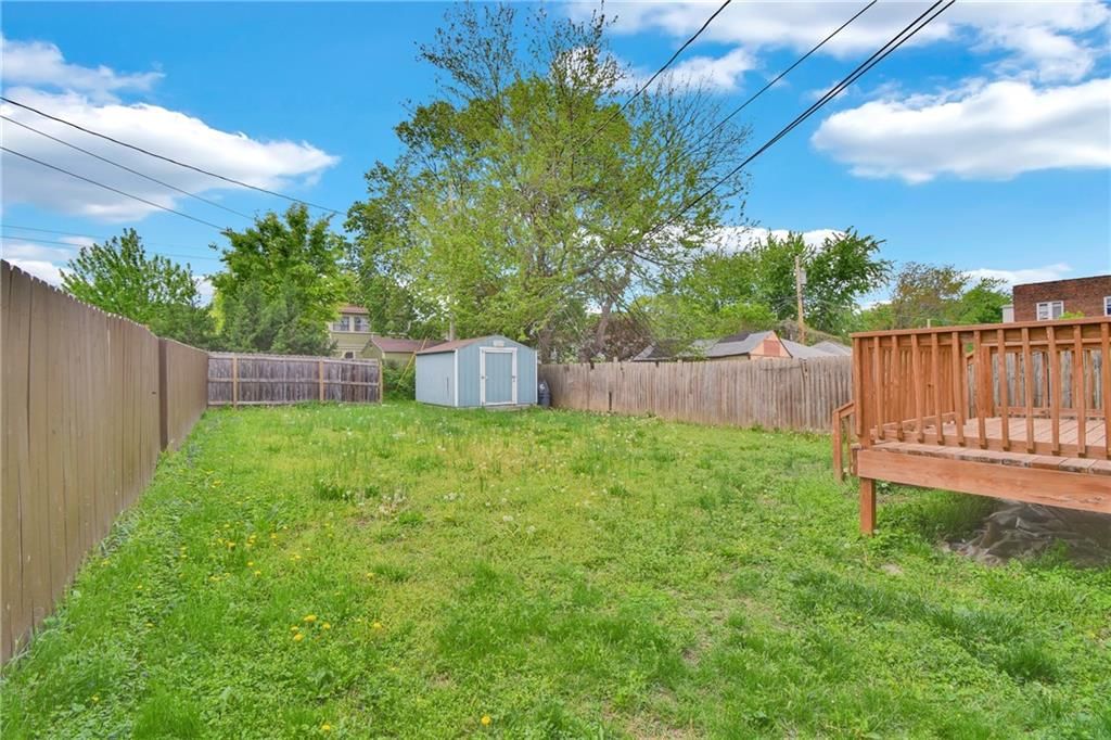 108 N Lawn Avenue — photo 25