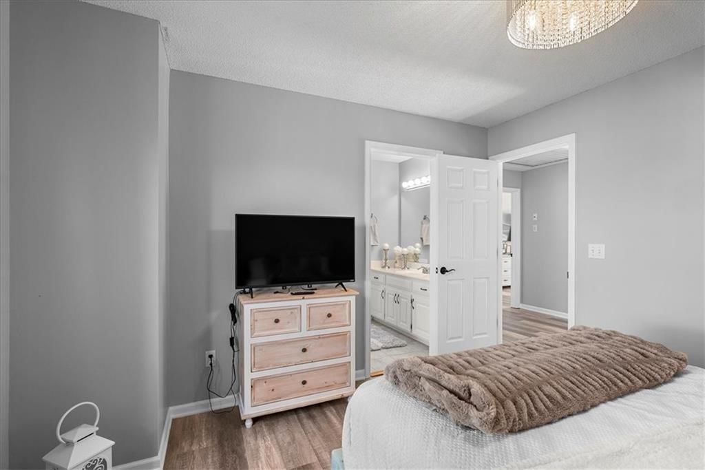 13101 HEMLOCK Street — photo 35