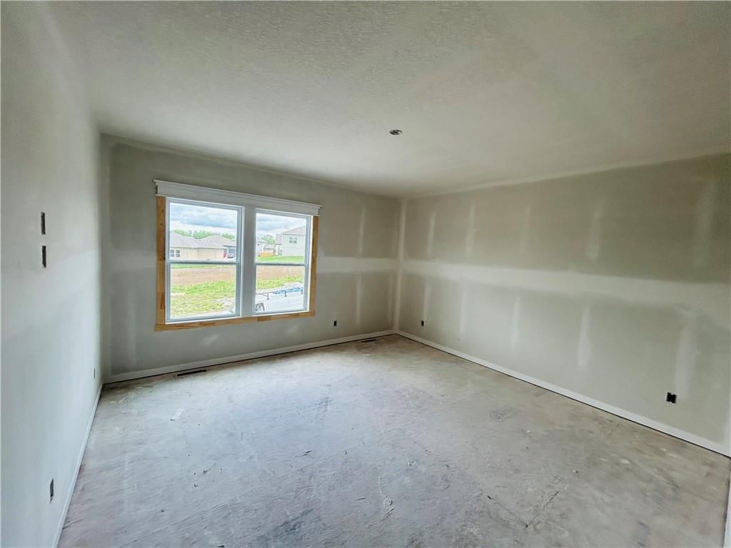 1904 Owen Drive — photo 9