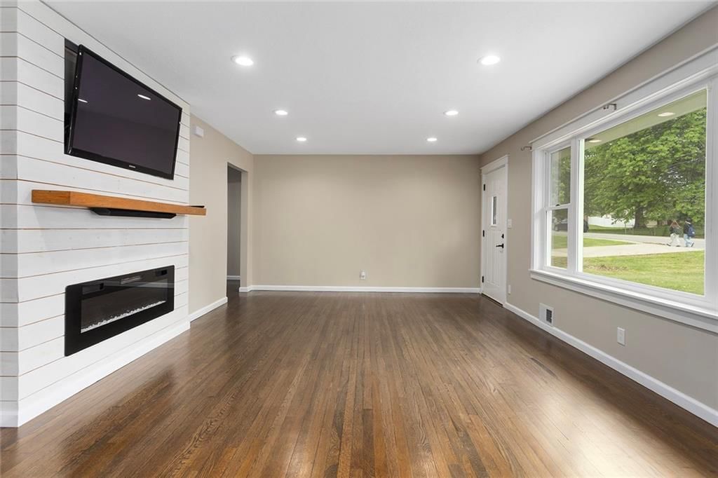 2905 S Hardy Avenue — photo 8