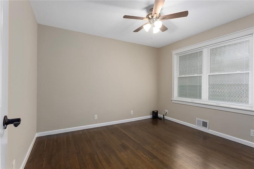 2905 S Hardy Avenue — photo 24