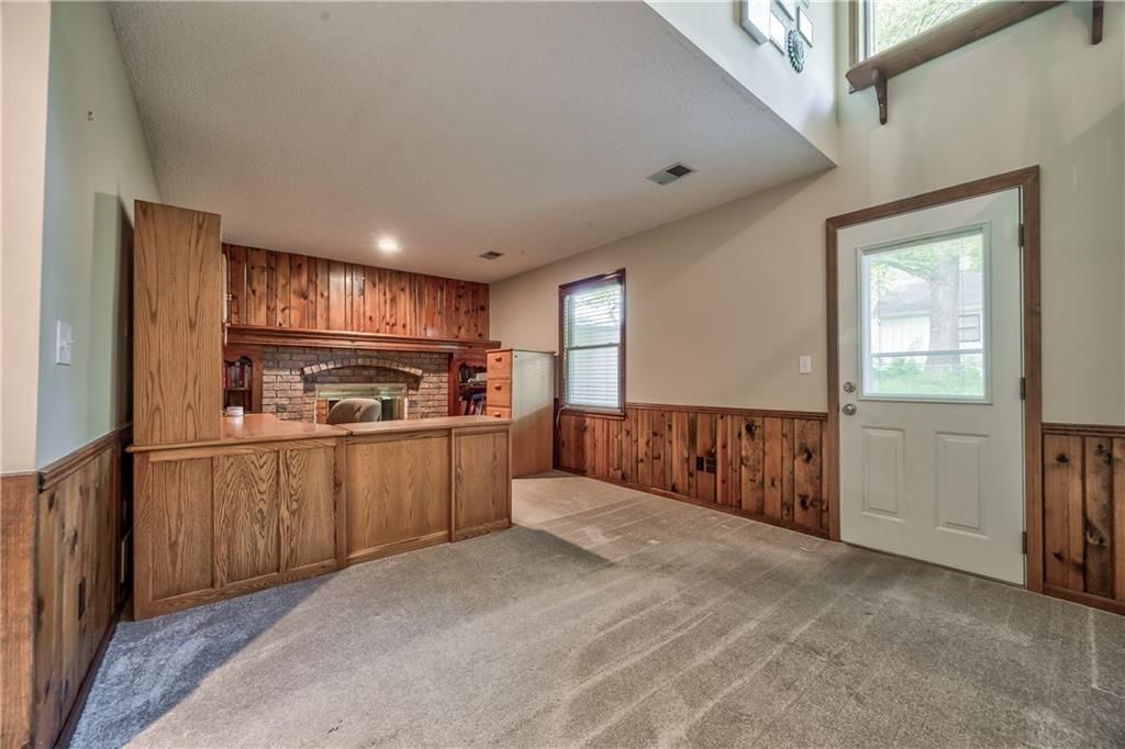 15278 Conser Street — photo 18
