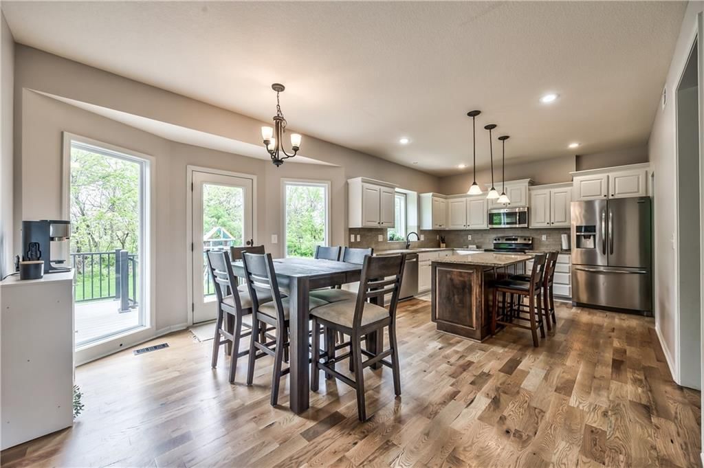 5220 Meadow Lark Drive — photo 7