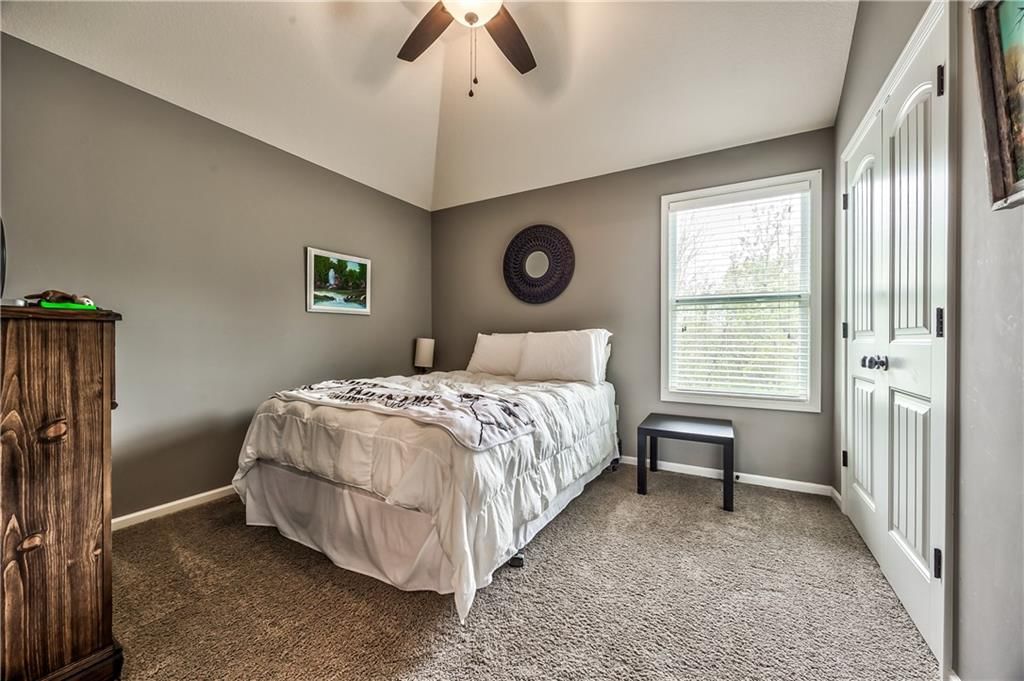 5220 Meadow Lark Drive — photo 10