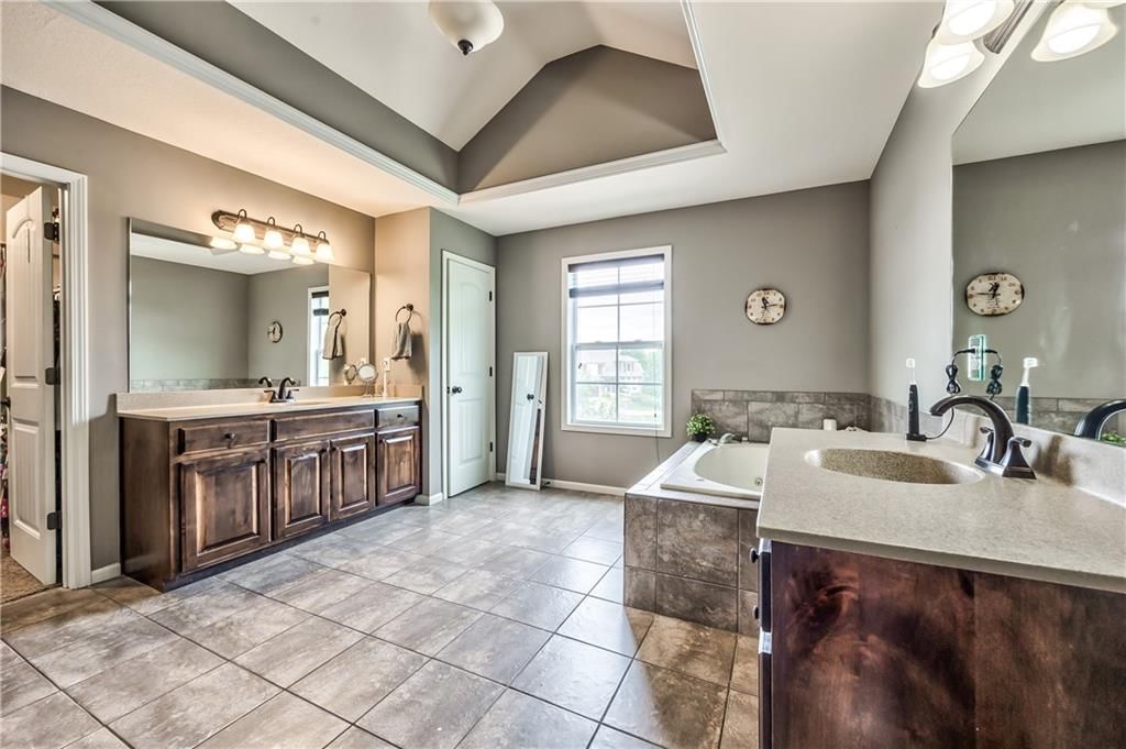 5220 Meadow Lark Drive — photo 18