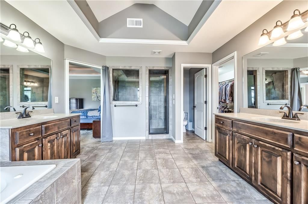 5220 Meadow Lark Drive — photo 19