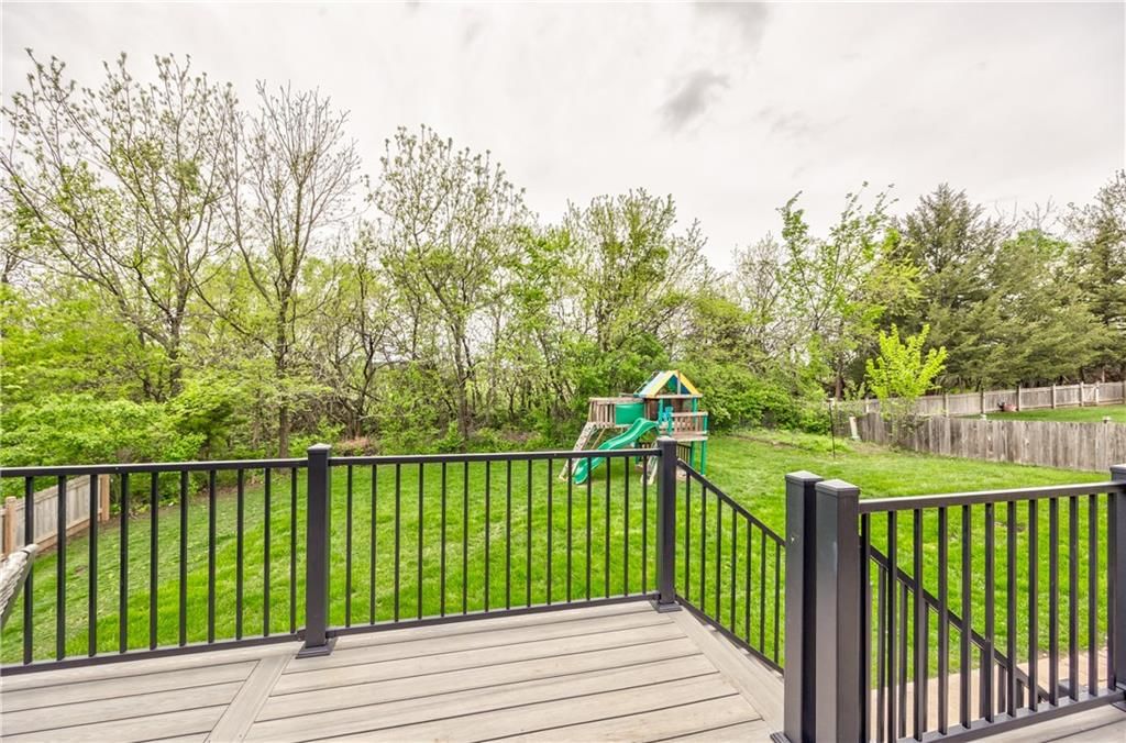 5220 Meadow Lark Drive — photo 22