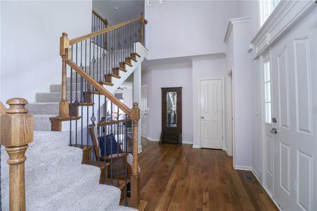 Photo 3 of 35 - 17065 W 162nd Street