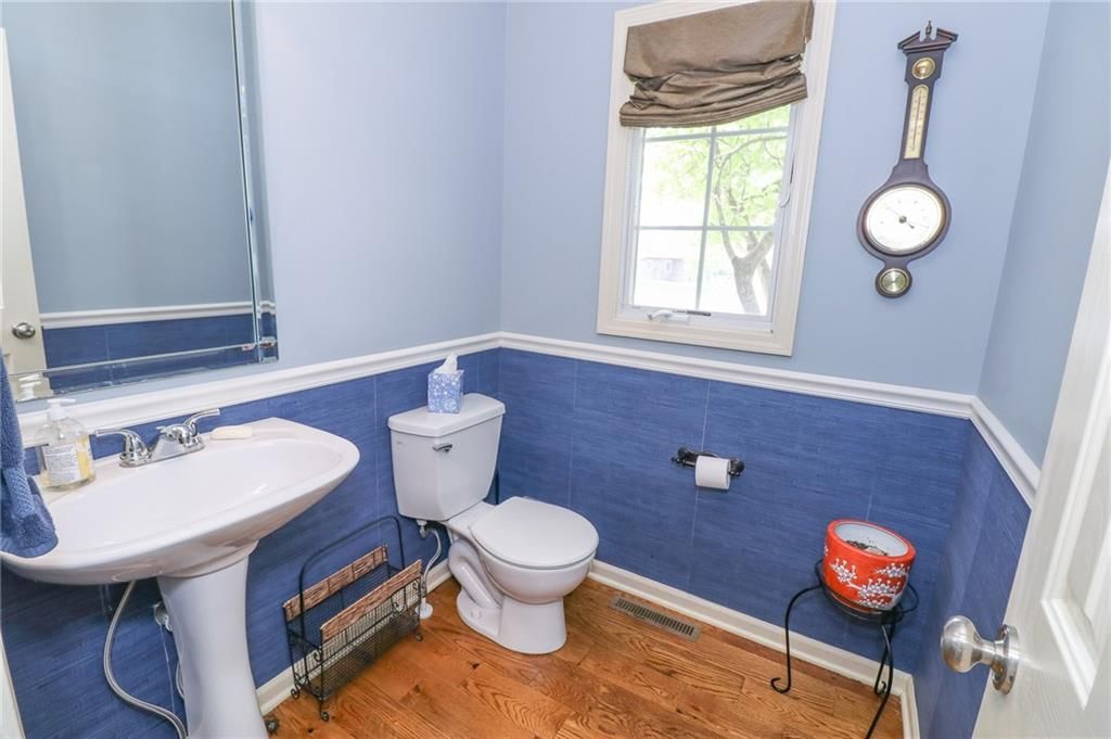 Photo 7 of 35 - 17065 W 162nd Street