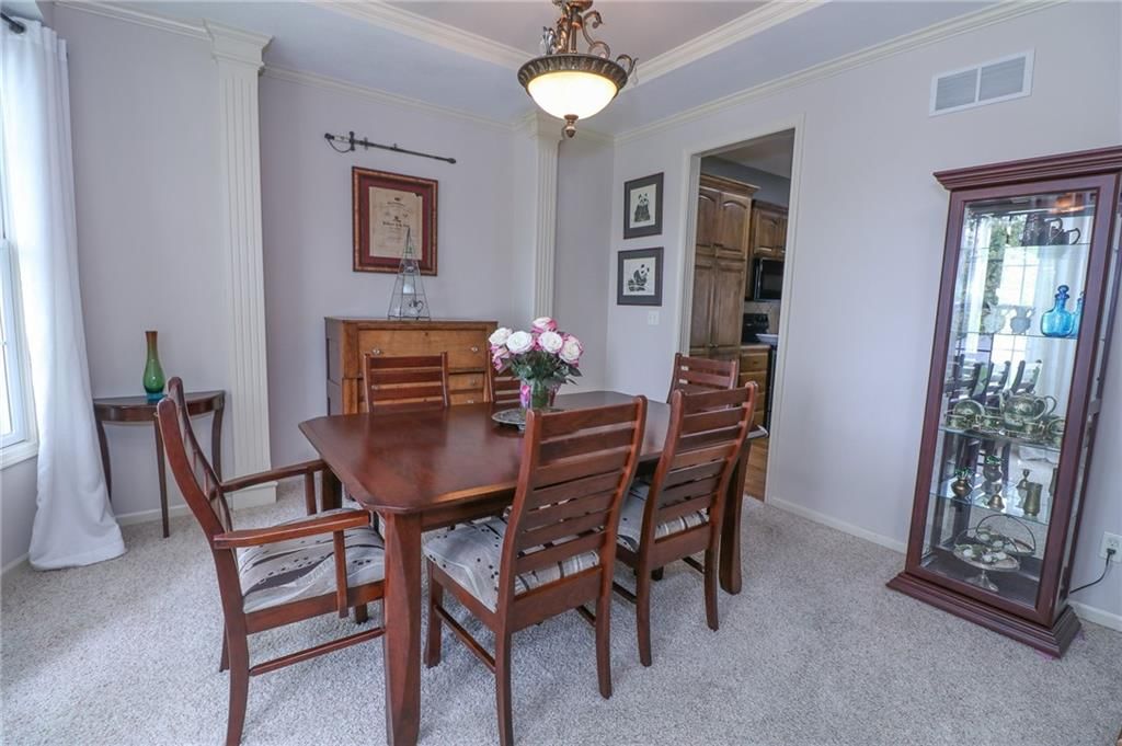 Photo 16 of 35 - 17065 W 162nd Street