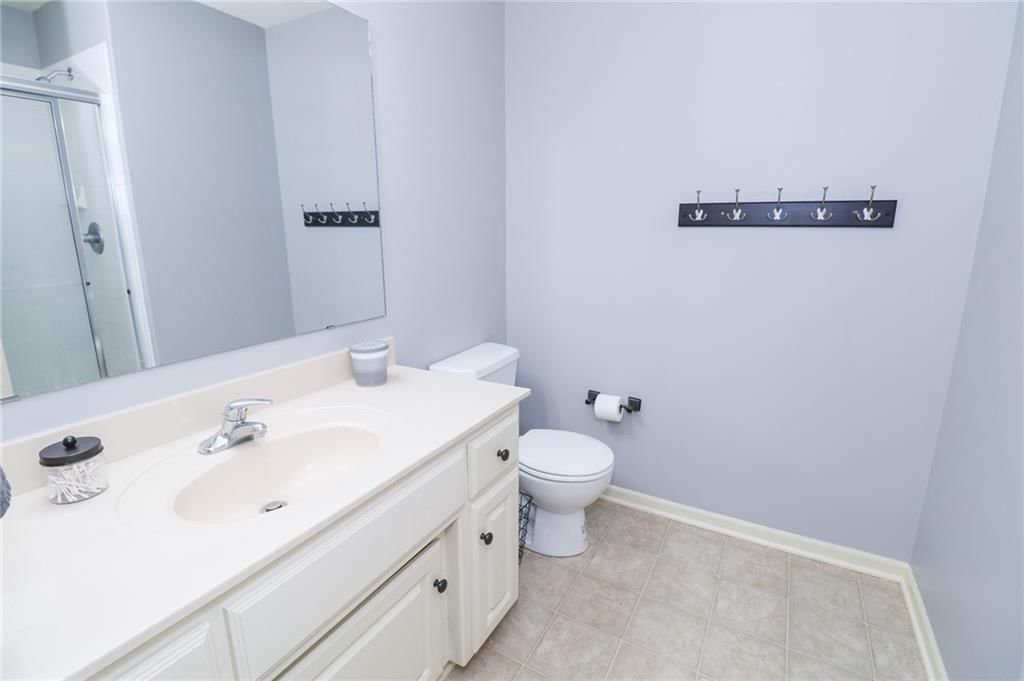 Photo 25 of 35 - 17065 W 162nd Street