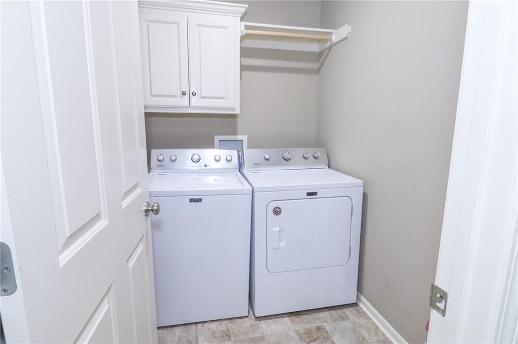 Photo 27 of 35 - 17065 W 162nd Street
