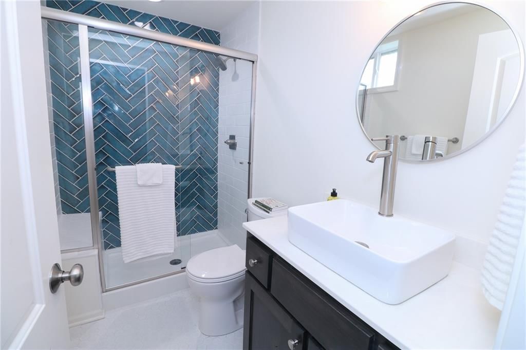 Photo 32 of 35 - 17065 W 162nd Street