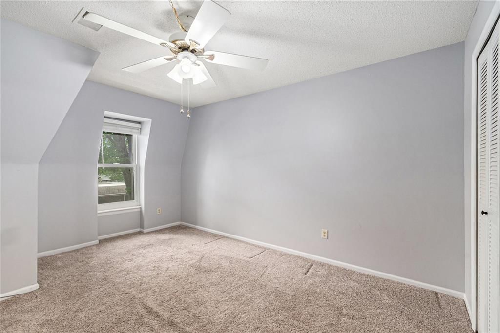 6724 W 109th Street — photo 15