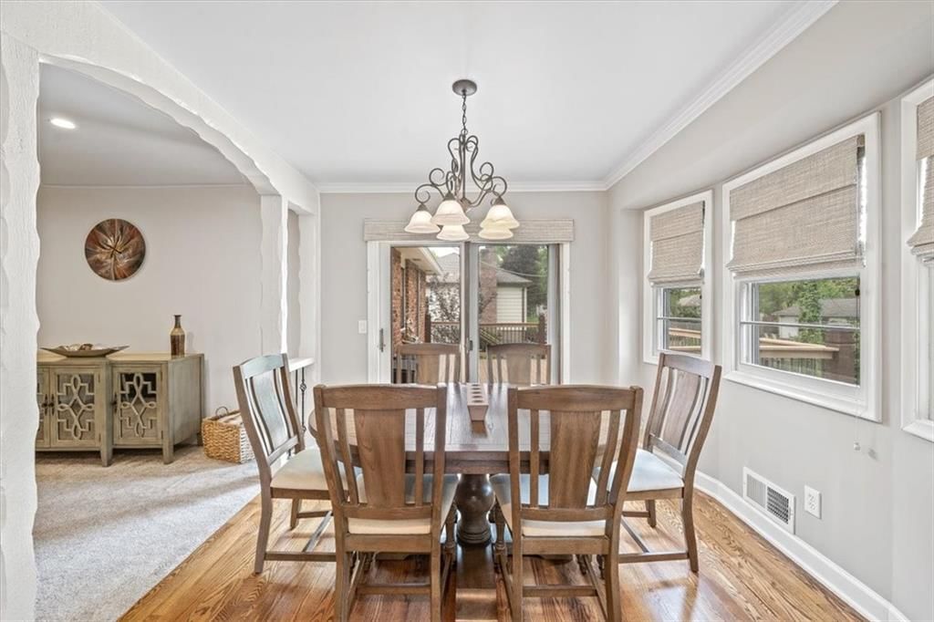 5206 Bond Street — photo 10