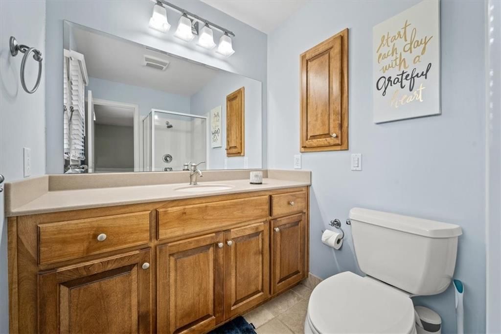 5206 Bond Street — photo 15