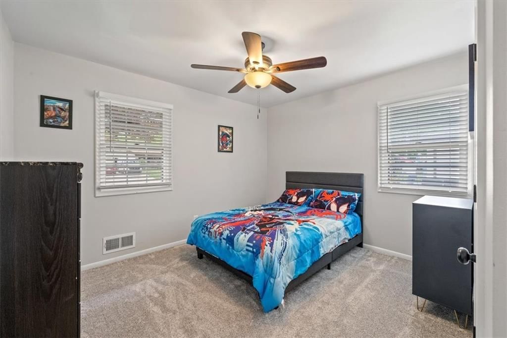 5206 Bond Street — photo 18