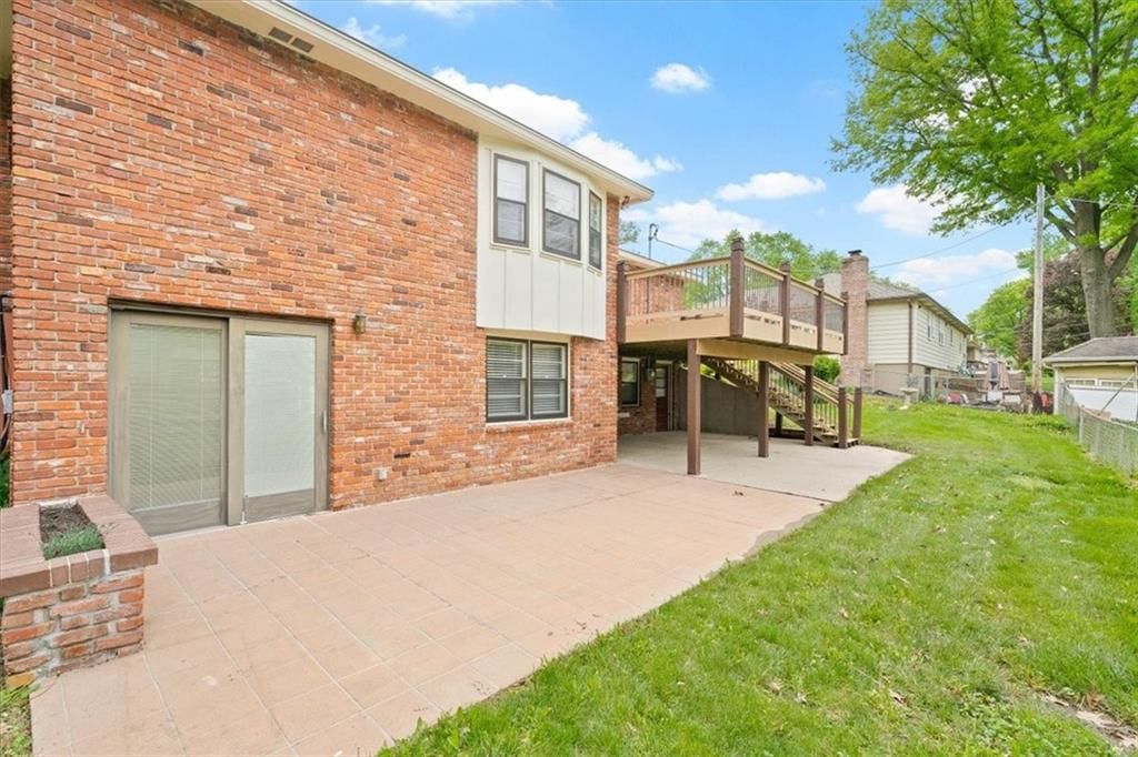 5206 Bond Street — photo 33