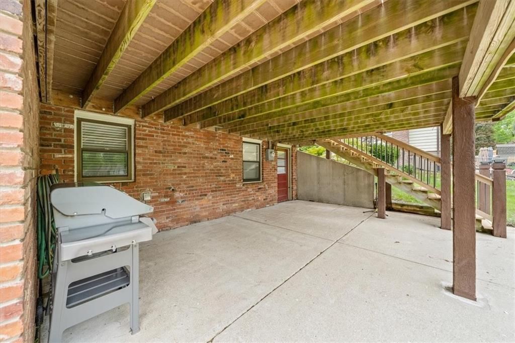 5206 Bond Street — photo 34