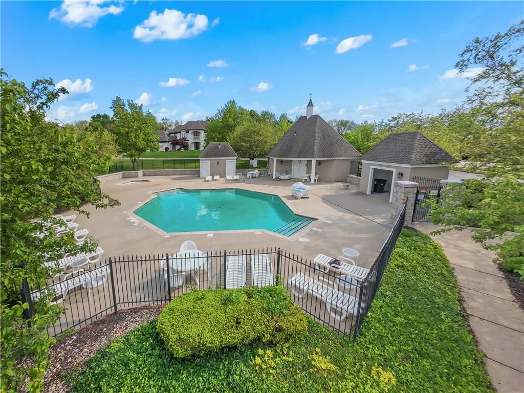 15320 Iron Horse Circle — photo 71