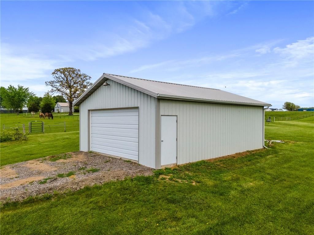 11511 S Hunt Road — photo 40