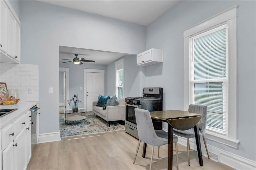 1613 W 39th Avenue — photo 8