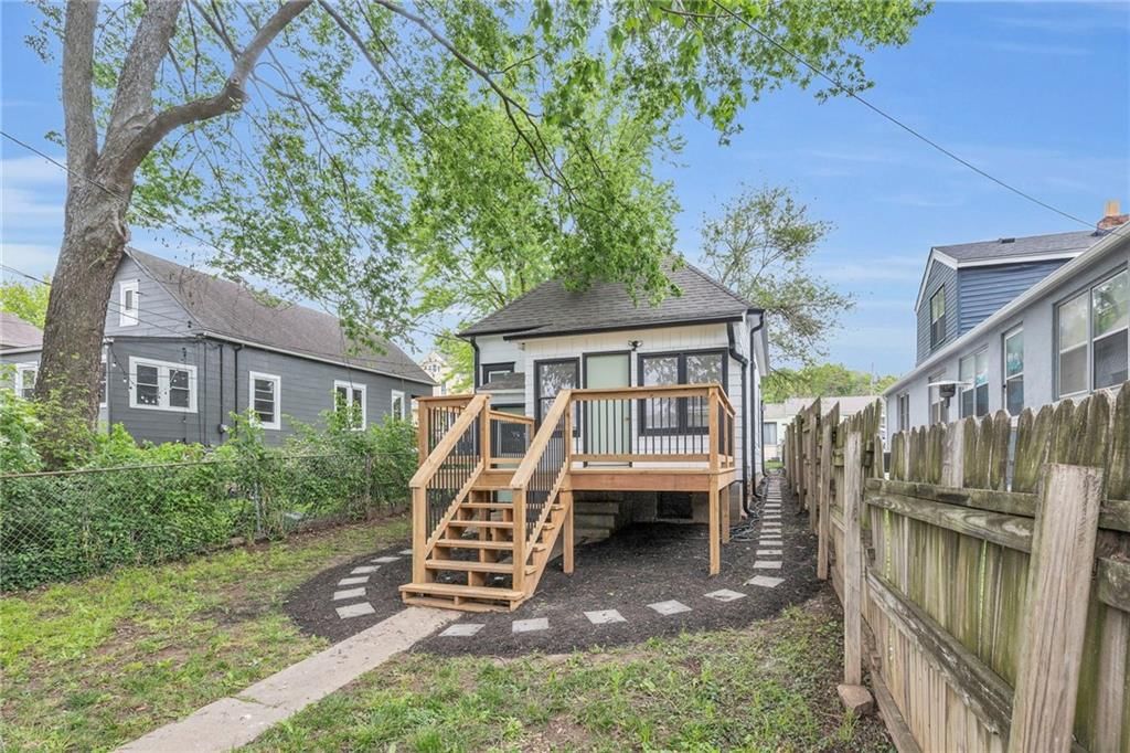 1613 W 39th Avenue — photo 10
