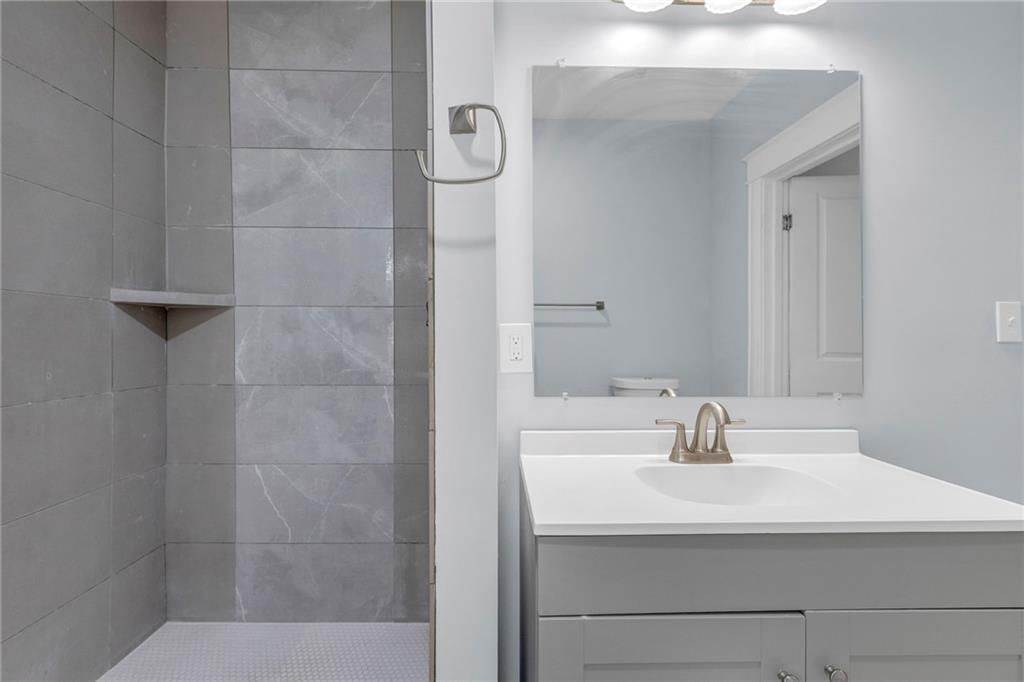 1613 W 39th Avenue — photo 12