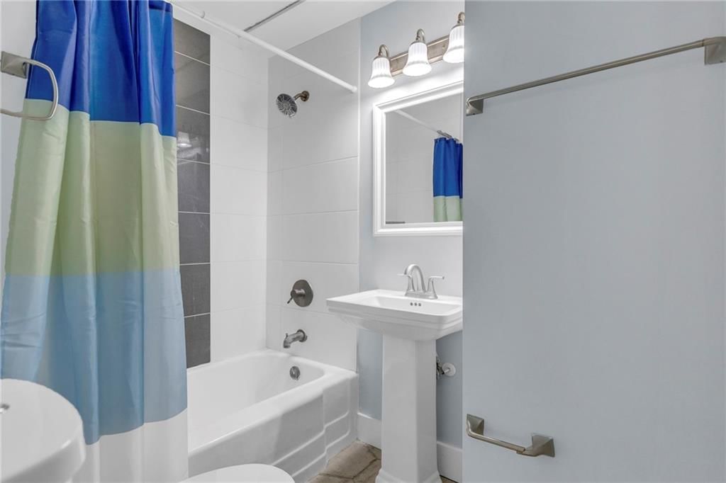 1613 W 39th Avenue — photo 14