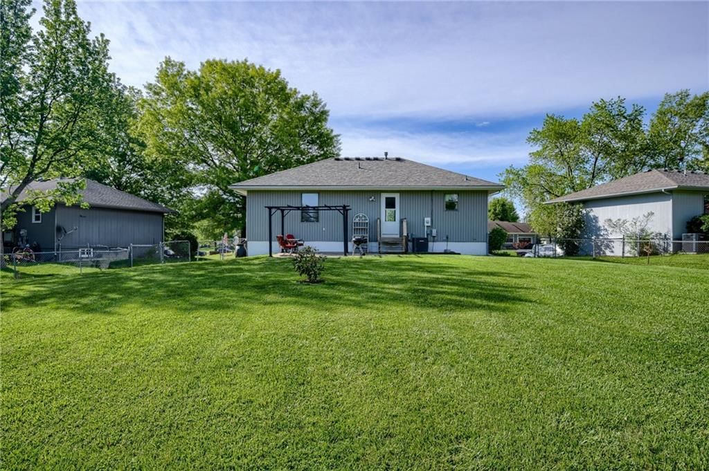 514 Willow Street — photo 24