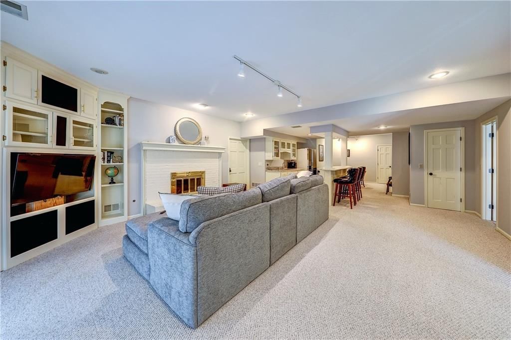 13224 Barkley Street — photo 10