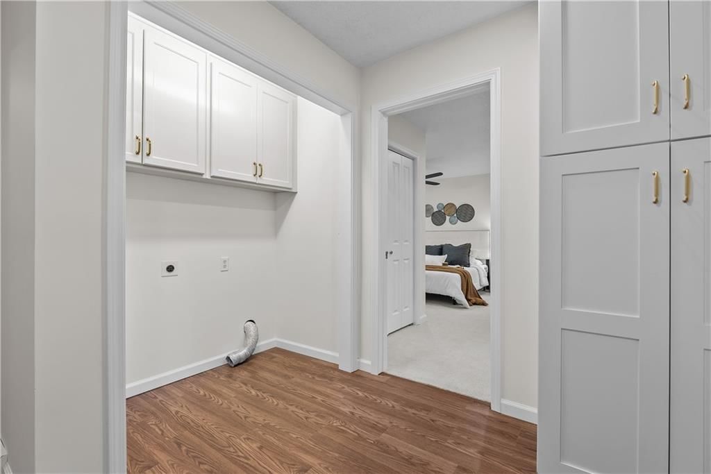 2521 W 47th Terrace — photo 23